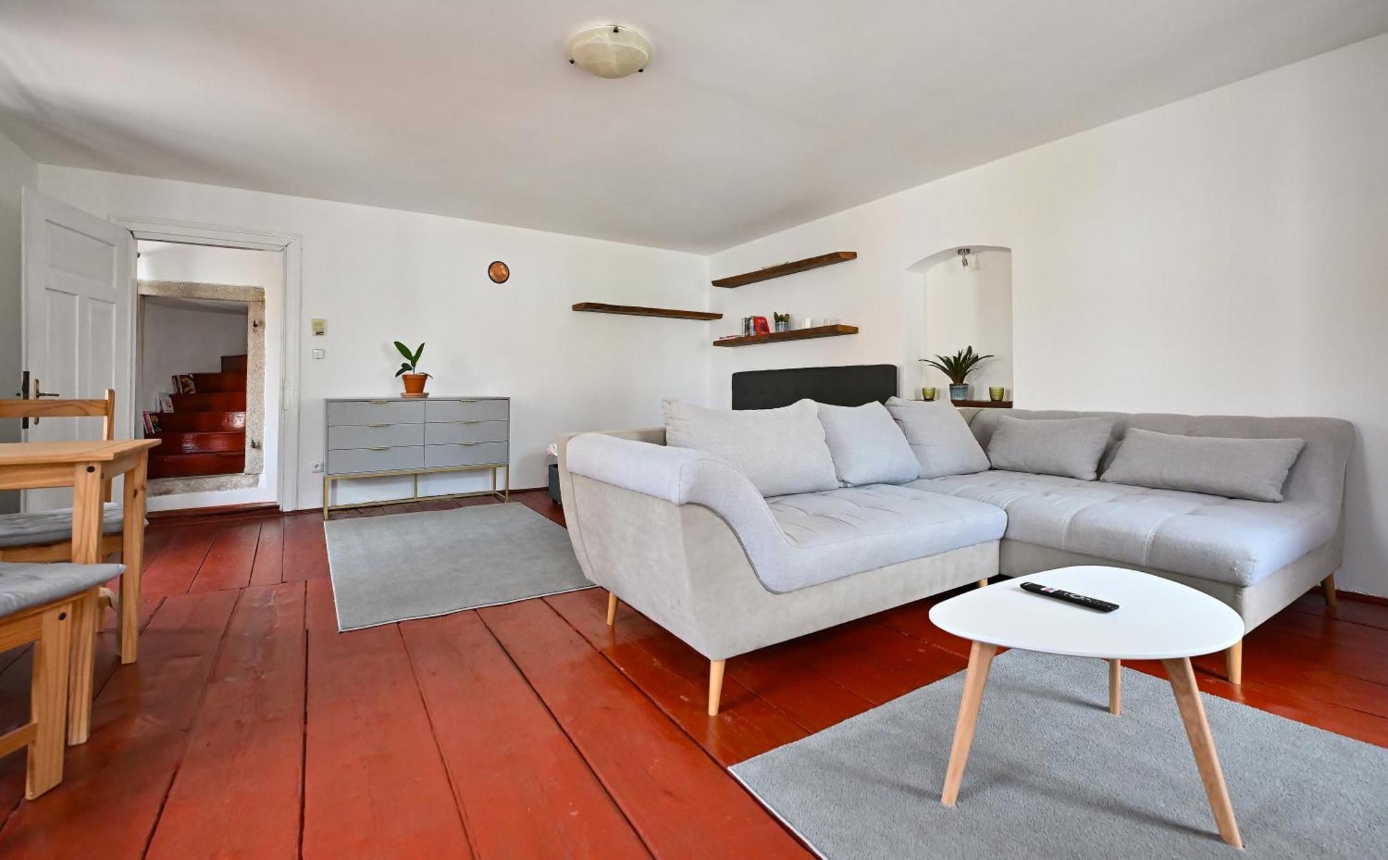 Apartman U Spinaru เชสต์ ภายนอก รูปภาพ